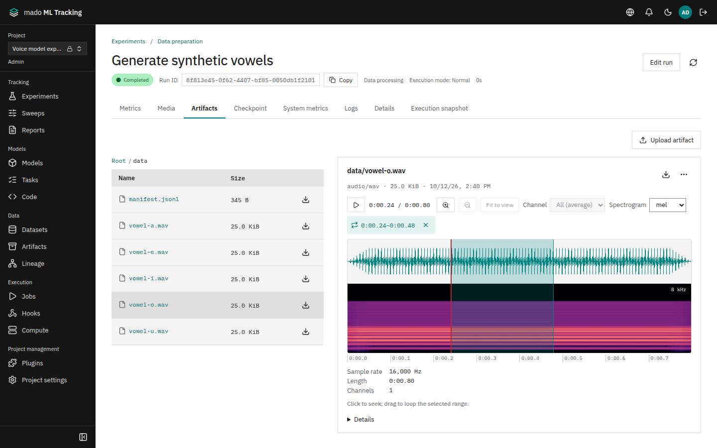 Audio viewer with a waveform and a spectrogram